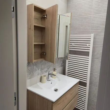 Hausberg بيت للعطل